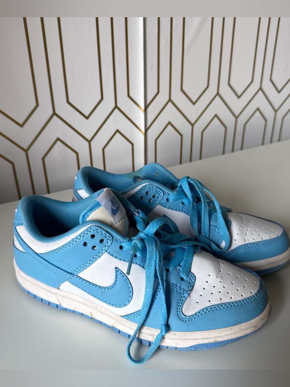 Nike Women Blue and White Low-Top Sneakers with Swoosh